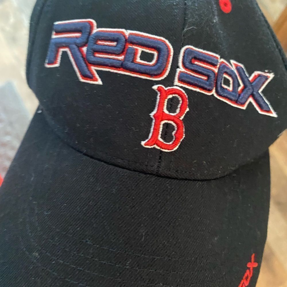 Boston Redsox Hat - Picture 8 of 9